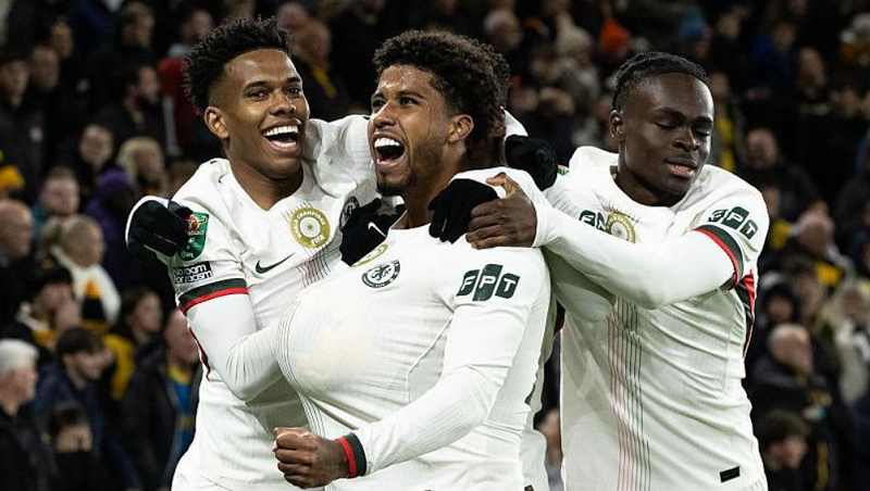 gittens-bung-no-chelsea-xac-lap-ky-luc-lich-su-voi-the-he-cau-thu-u21